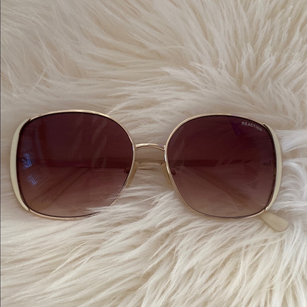 Kenneth Cole Reaction Gold Oversized Sunglasses